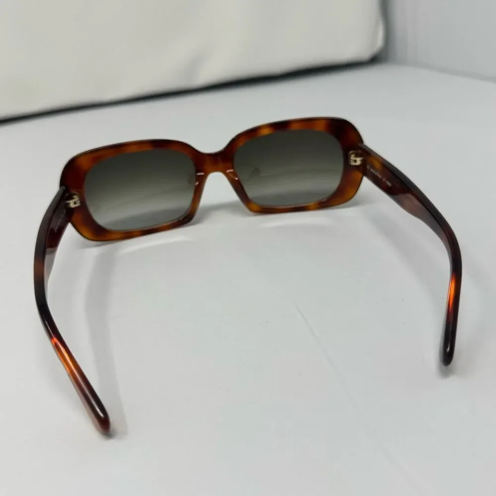 Fendi FS 5182 Sunglasses in light Havana 214